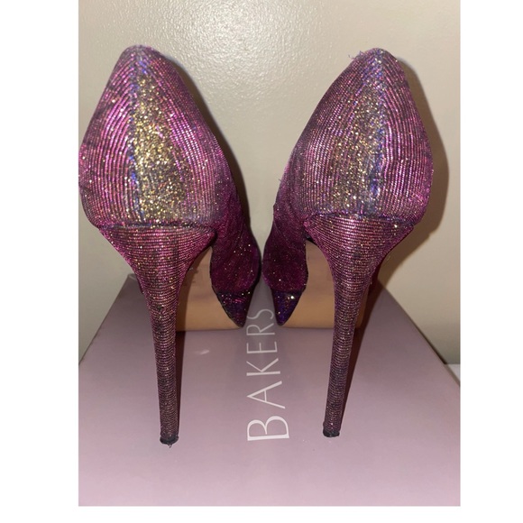 Bakers Nikka 20 Multi Color Stiletto & Matching Clutch. - Picture 5 of 8